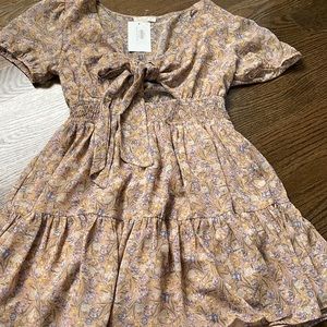 Alicia di michele short sleeve romper dress. Size large.